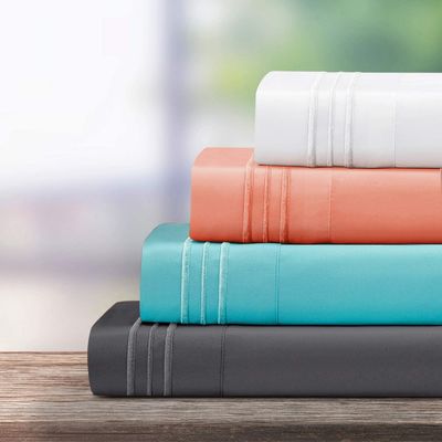 Transformez votre chambre d'enfant en une retraite confortable avec un ensemble de draps brodés en 3 lignes