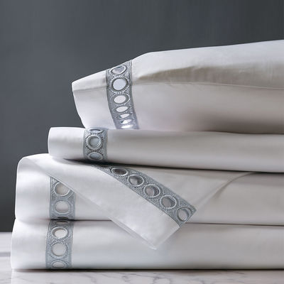 Le drap de lit le moins cher 100% polyester en microfibre dentelle en tissu de mariage de luxe