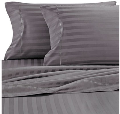 Nombre de fils 300tc 100% coton bandé lit satiné ensemble pour l' hôtel de luxe 5 étoiles