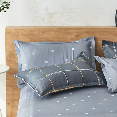 100% de tissu en polyester de taille royale Lit de chambre avec couverture de couette et feuille plate