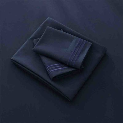 80 grammes de microfibre trois lignes de broderie Lit ensemble 4 pièces pour la chambre
